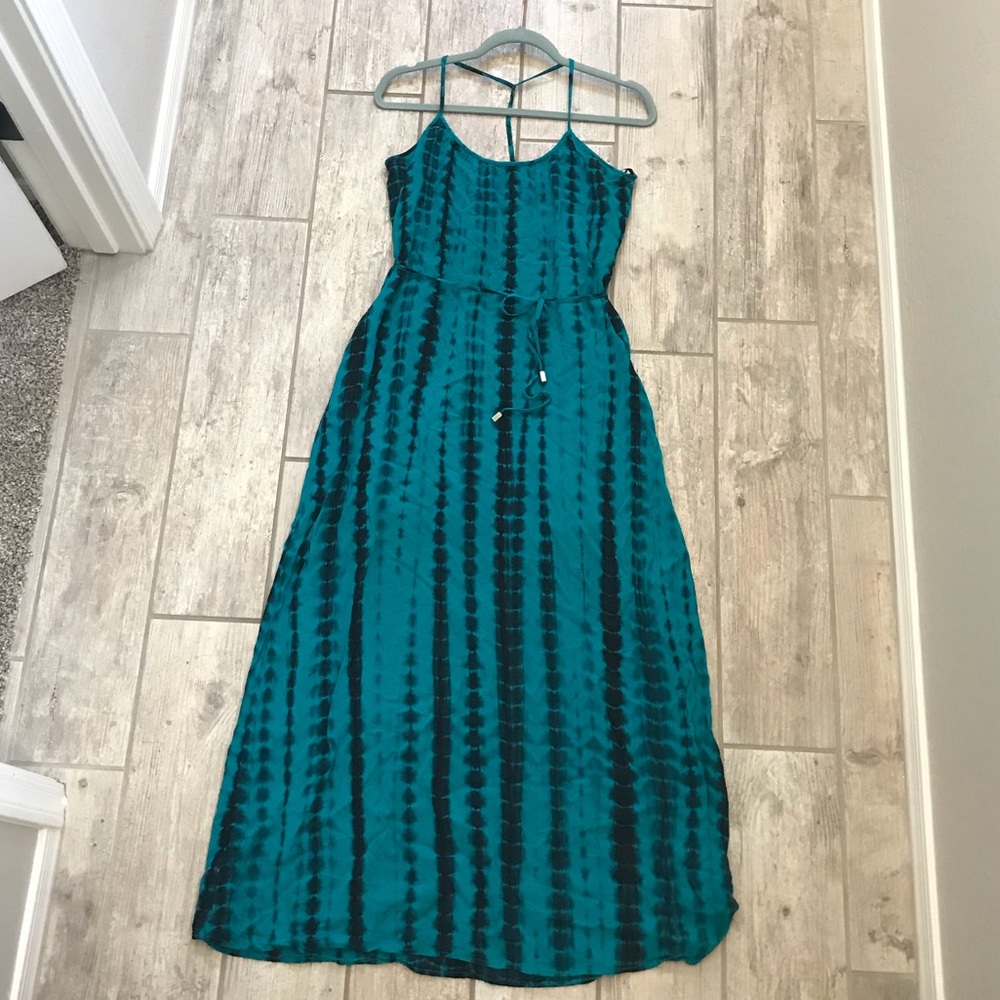 Long Dress with Waist Tie SZ M
